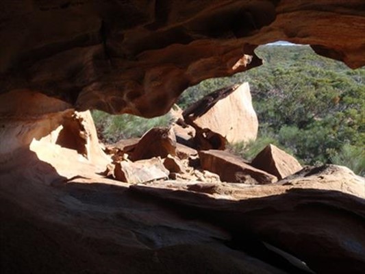 General - Baladjie Rock cave