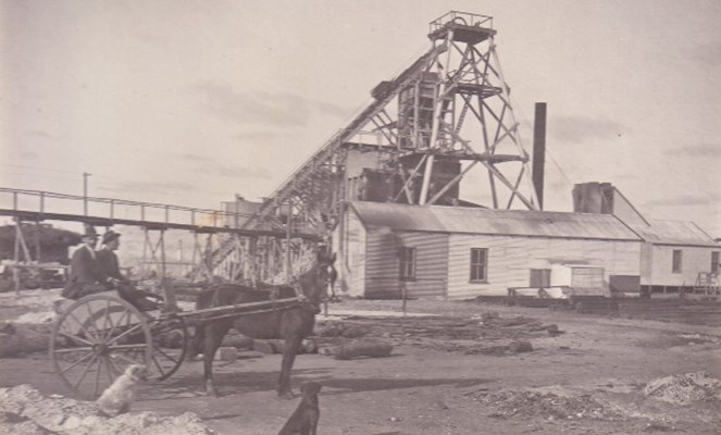 Historical - Early photo of Westonia's Edna May Mine